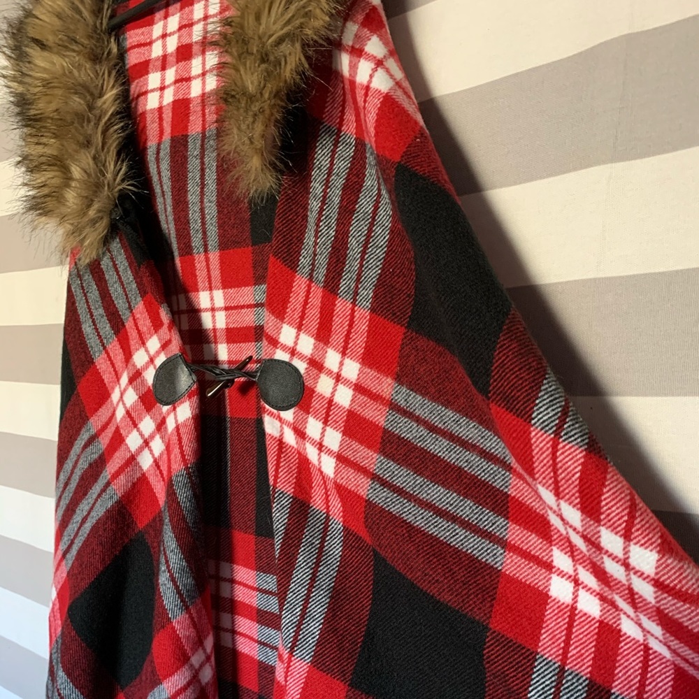 Woven Heart ♥️ Plaid heart🖤 Cape